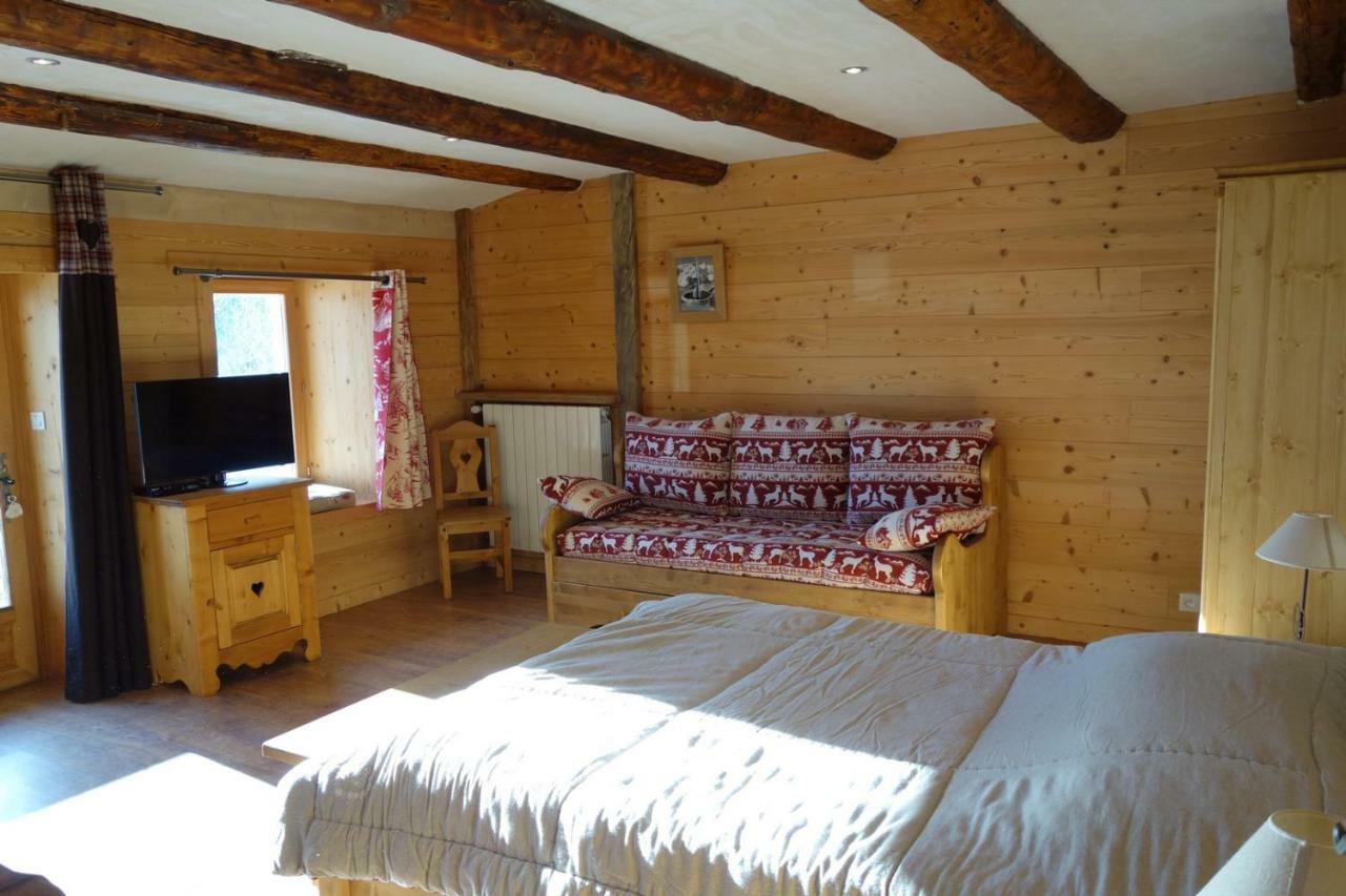Villard-sur-Doron La Chambre Du Moulin المظهر الخارجي الصورة